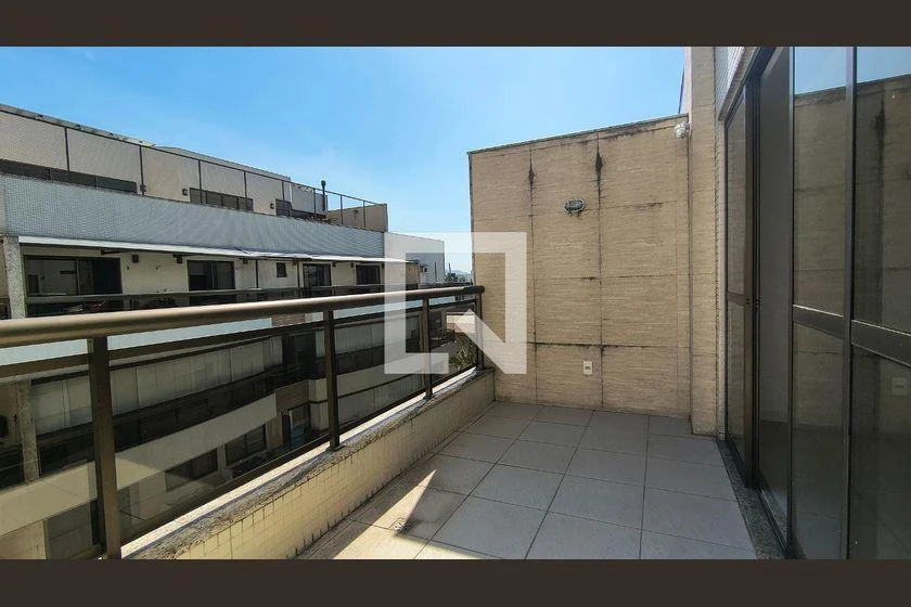 Rental apartment with 3 en-suite bedrooms and 179 m² — photo 40