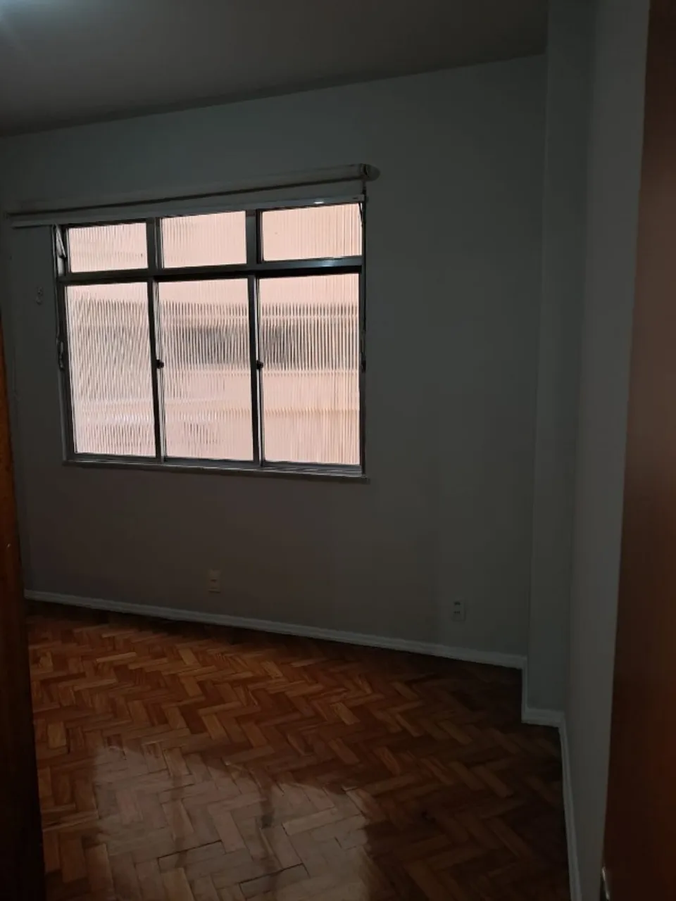 Apartment, 85 m², with wood or laminate floors — photo 10