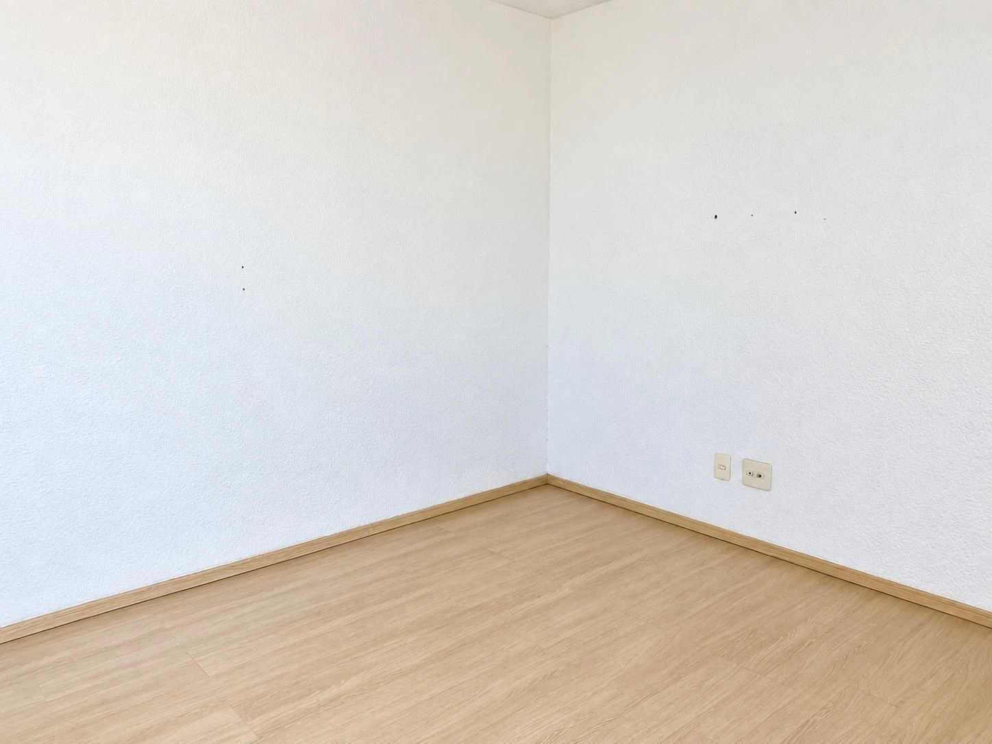 2-bedroom apartment with a mountain view — photo 6