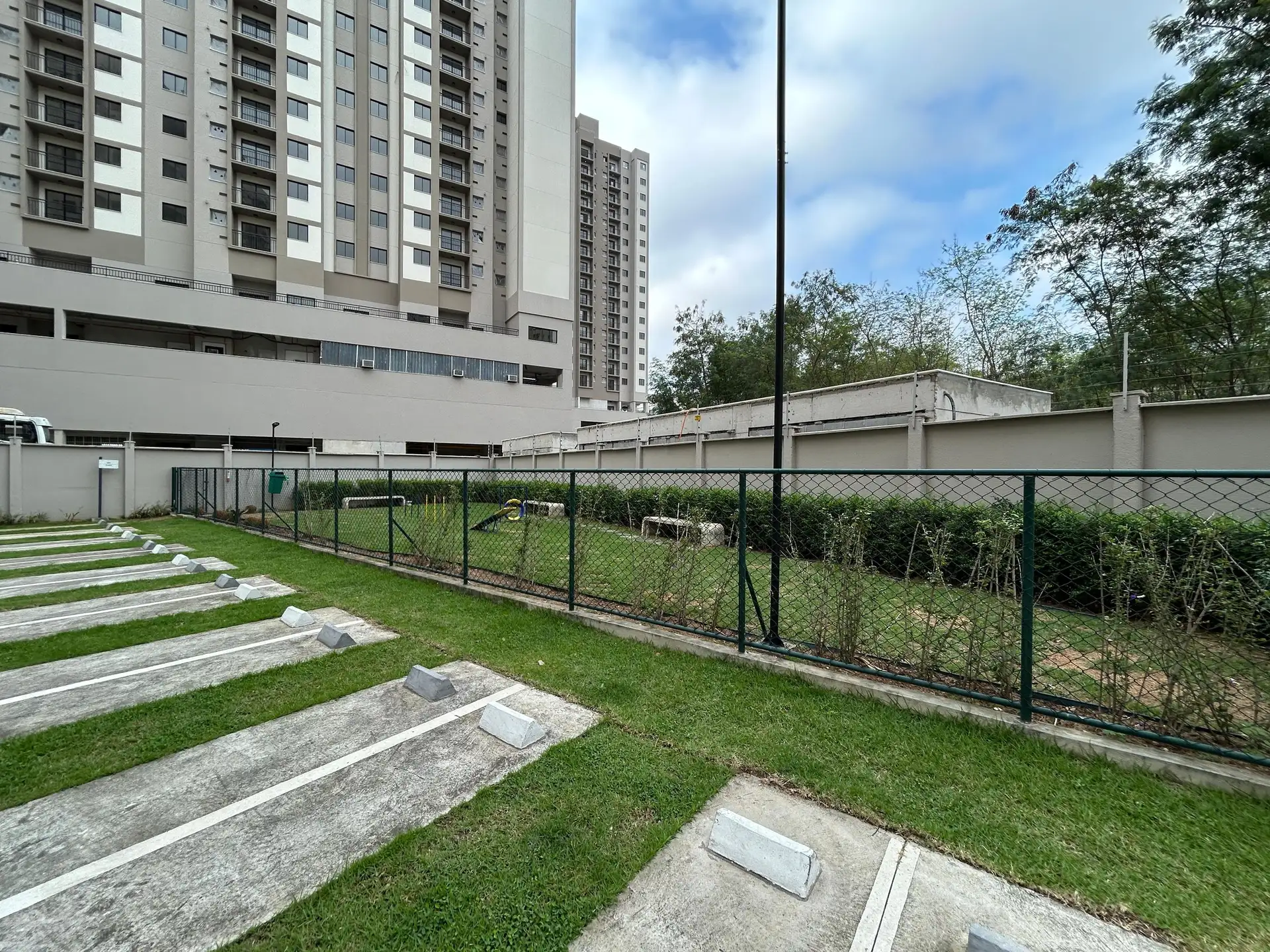 Apartamento mobiliado de 2 quartos com máquina de lavar — photo 27
