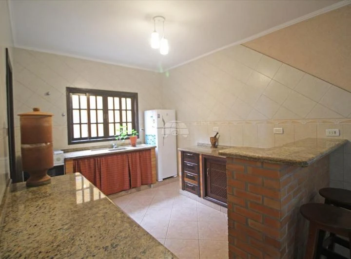 Меблированный дом 231 м²: 4 спальни и 3 санузла — photo 3
