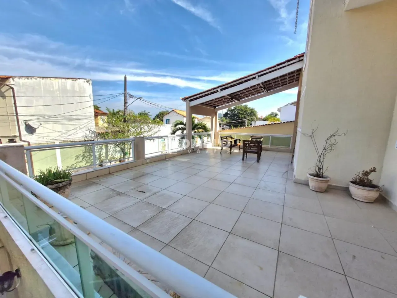 4-bedroom house with a bathtub in Rio de Janeiro — photo 35