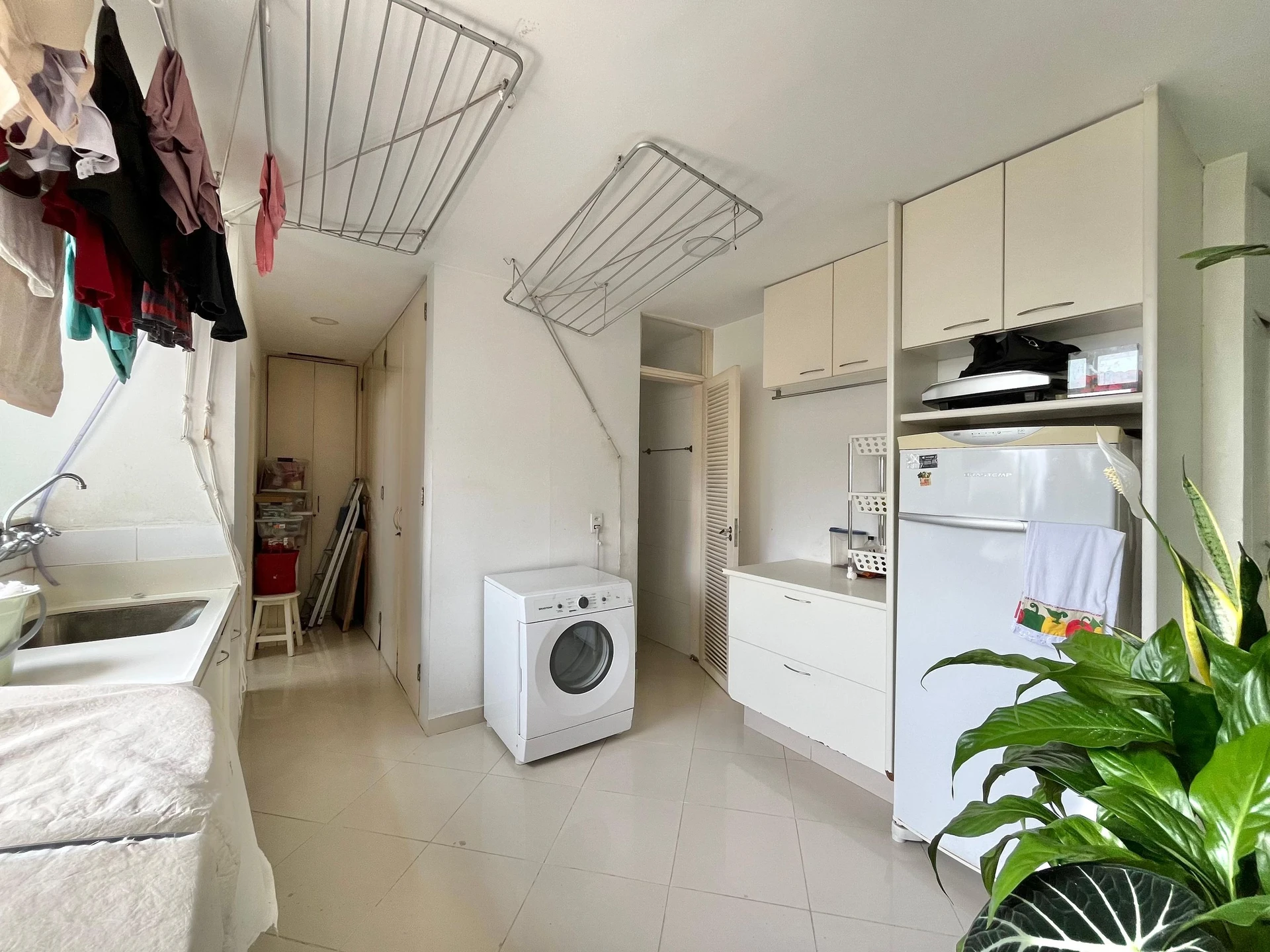 Furnished apartment, 450 m², with a water view — photo 53