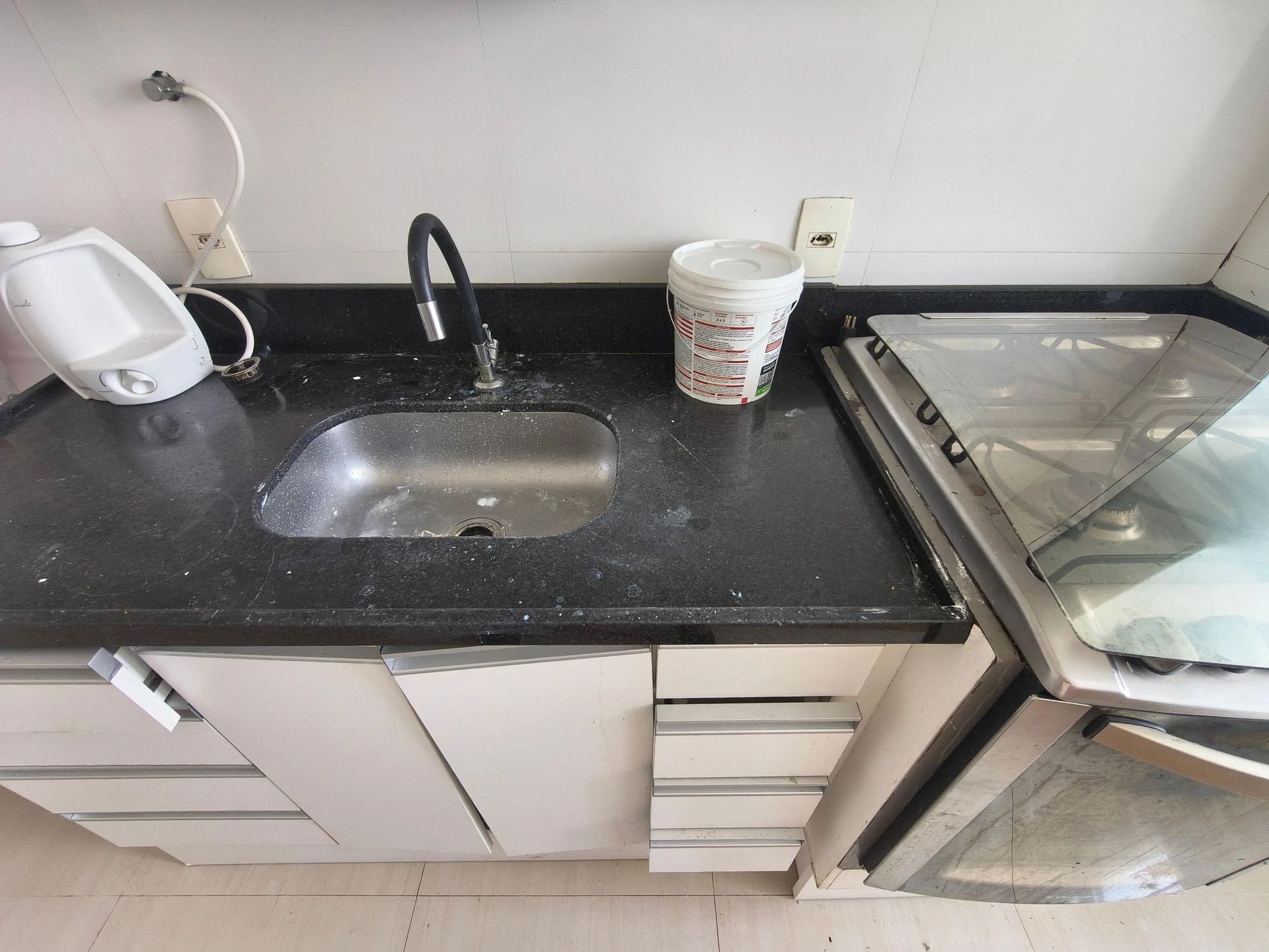 Mountain view in a 2-bedroom apartment, 52 m² — photo 29