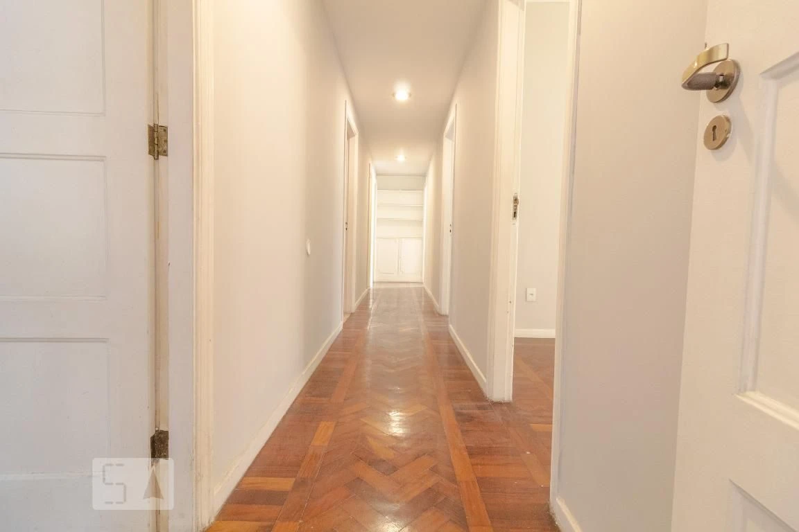 Apartment, 200 m², with a bathtub — photo 28