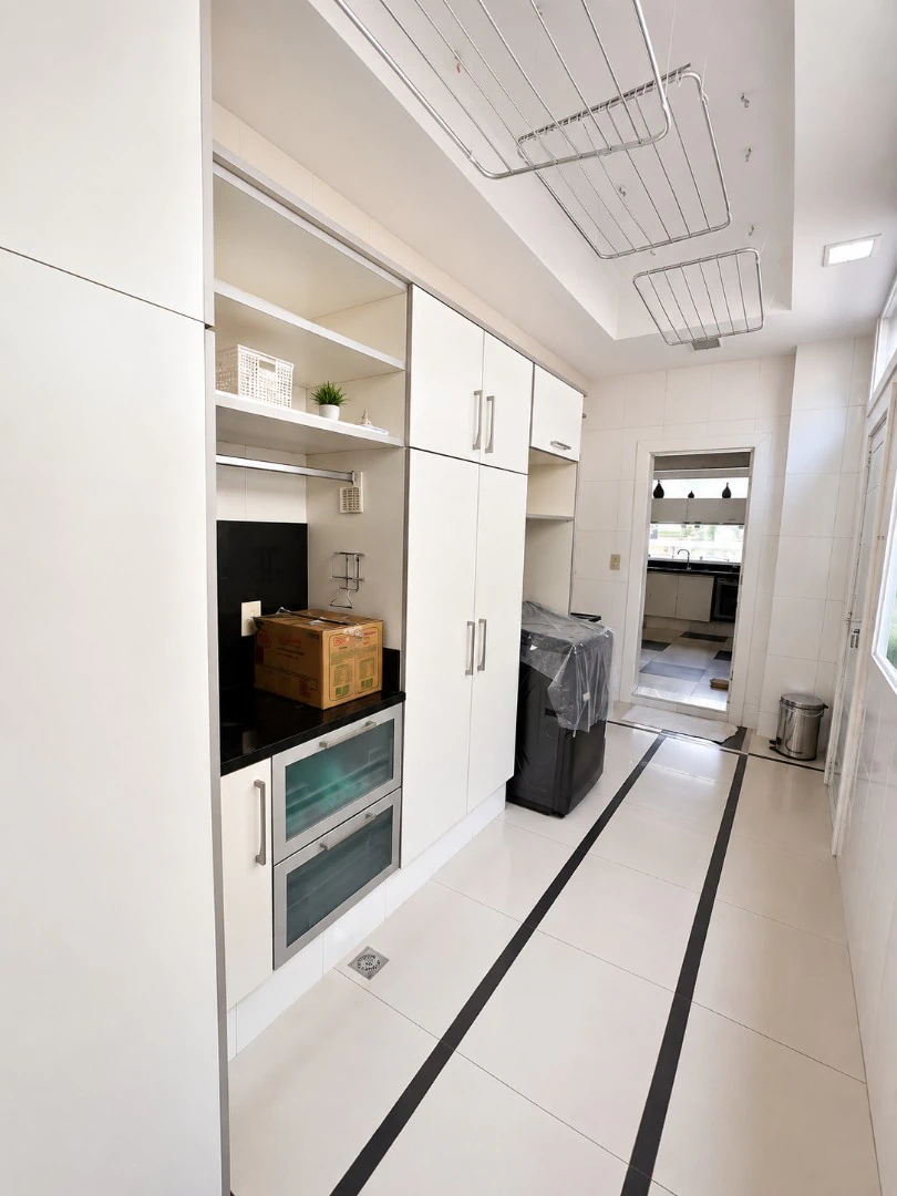 Furnished house with 5 en-suite bedrooms — photo 28
