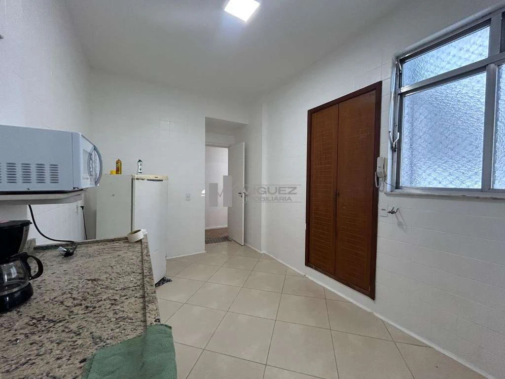 3-bedroom, 3-bath apartment with 1 parking space — photo 22