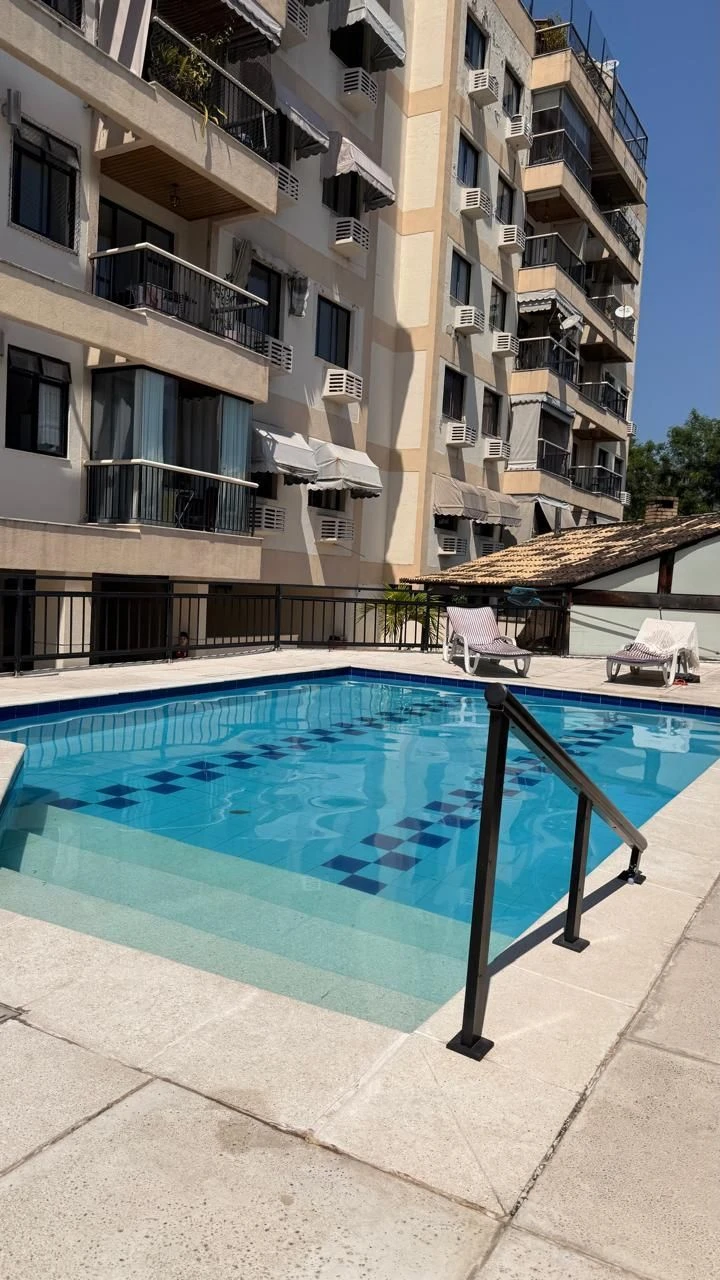 3-bedroom apartment in a building with a gym — photo 32