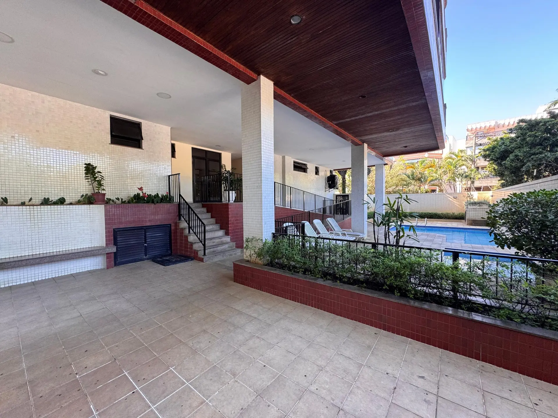 Apartamento mobiliado com 2 quartos e 2 banheiros — photo 2