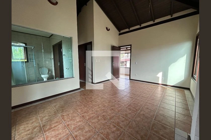House with 5 bedrooms and a private garden — photo 12