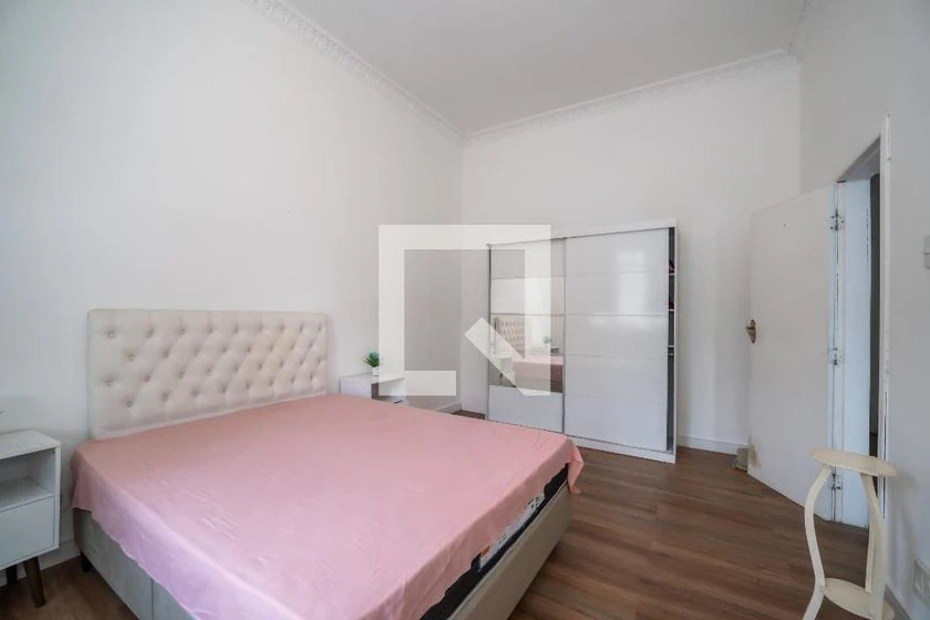 Apartment, 90 m², with wood or laminate floors — photo 4