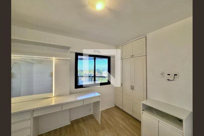 Apartamento de 172 m² com 4 quartos e 2 vagas — photo 37