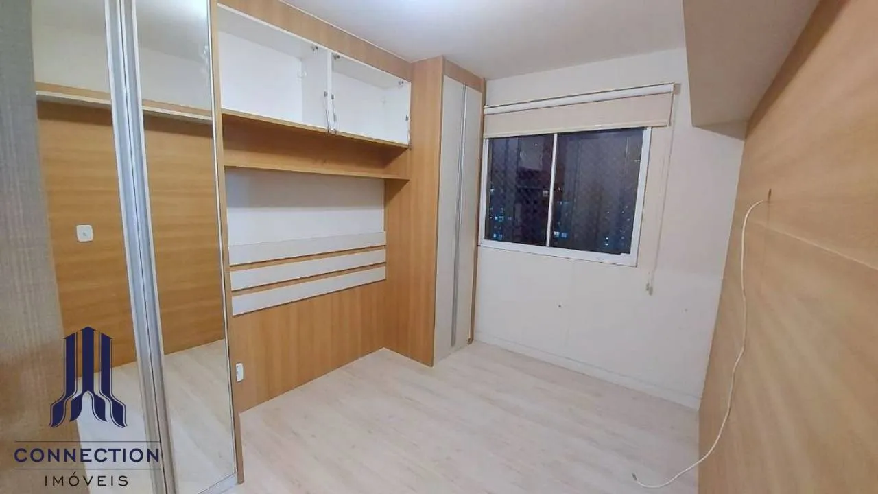 2-bedroom apartment with a washing machine in Curitiba — photo 6