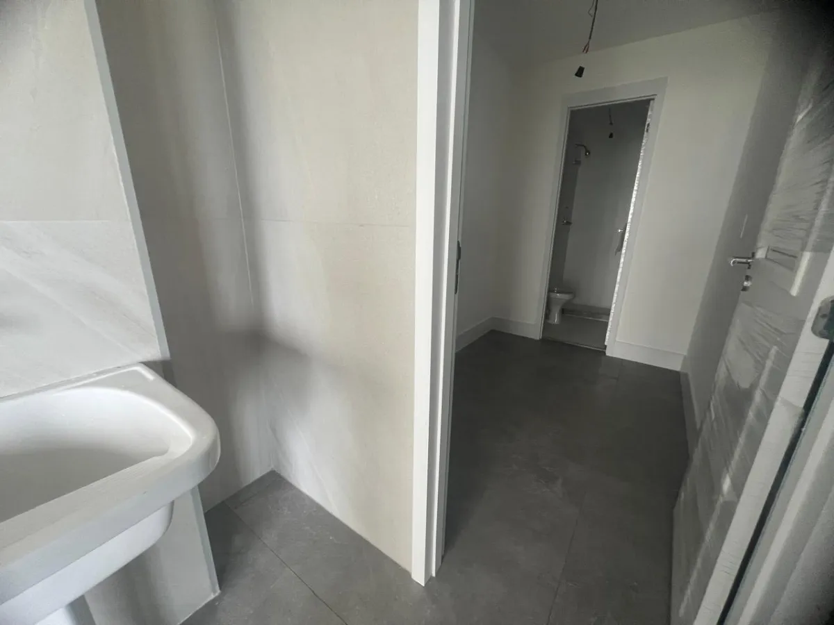 Apartamento mobiliado de 3 quartos com vista para a água — photo 26