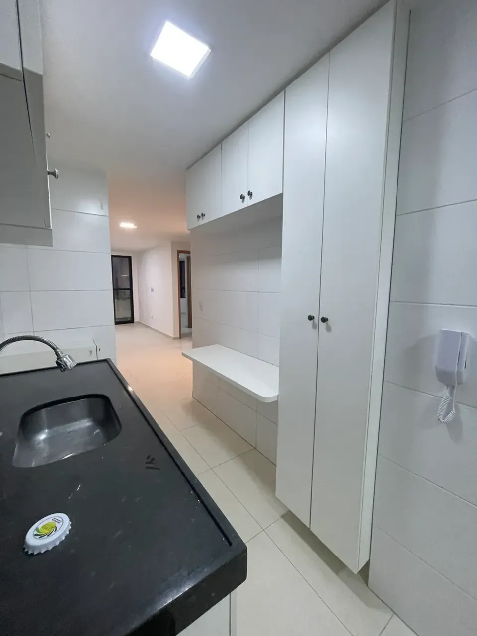 3-bedroom apartment with a grill on the balcony — photo 4