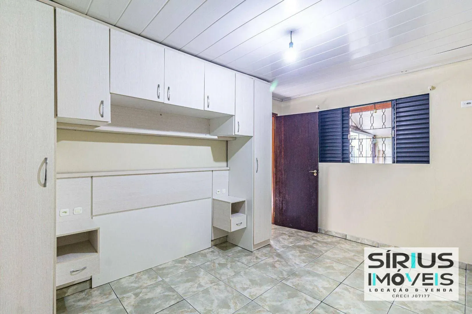 4-bedroom house with a garden in Curitiba — photo 39
