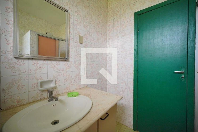 2-bedroom house with a grill on the balcony in Florianópolis — photo 16