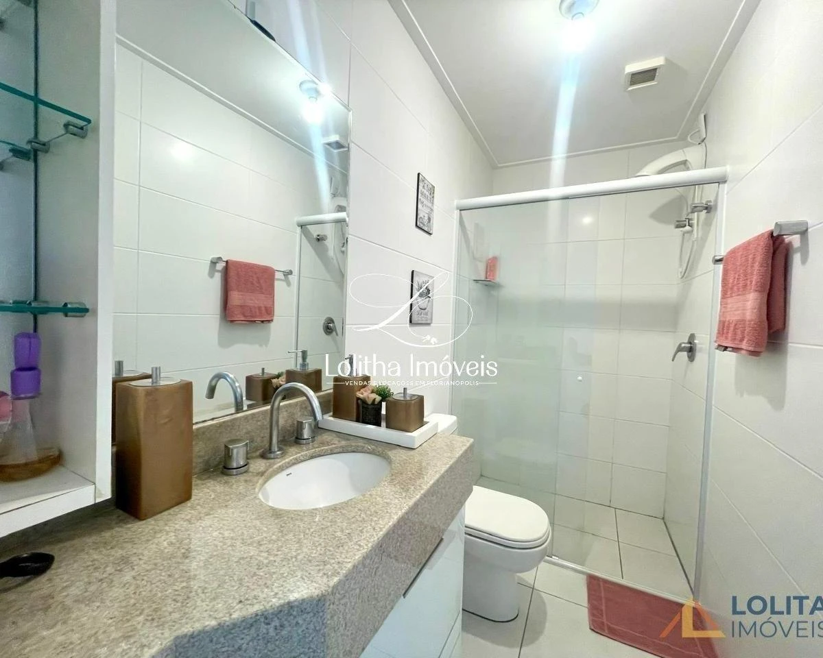 Furnished apartment, 82 m², with a grill on the balcony — photo 31