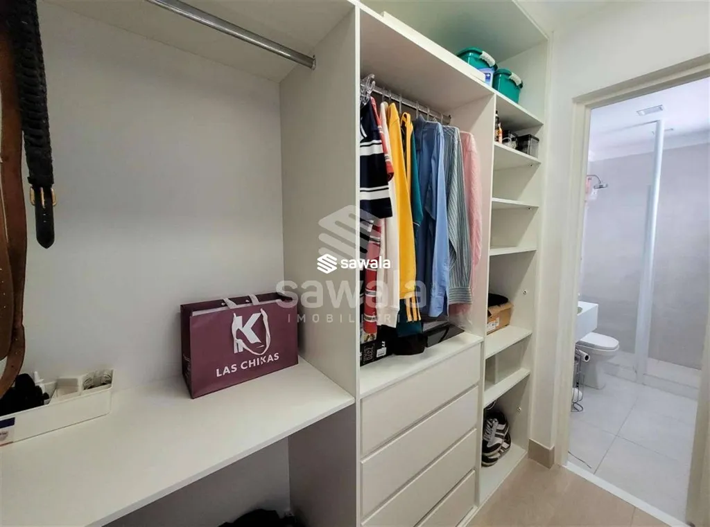 Furnished 600 m² house with 6 bedrooms and 8 bathrooms — photo 28