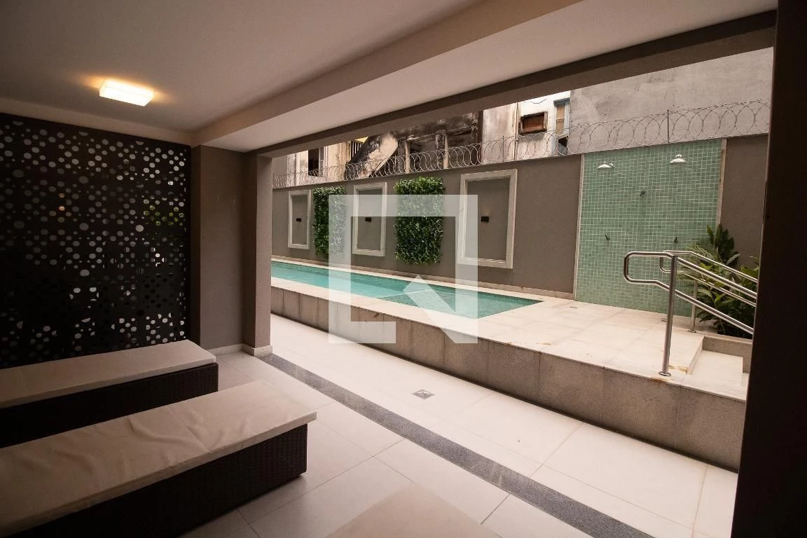 Furnished apartment, 42 m², with a glass-enclosed balcony — photo 30