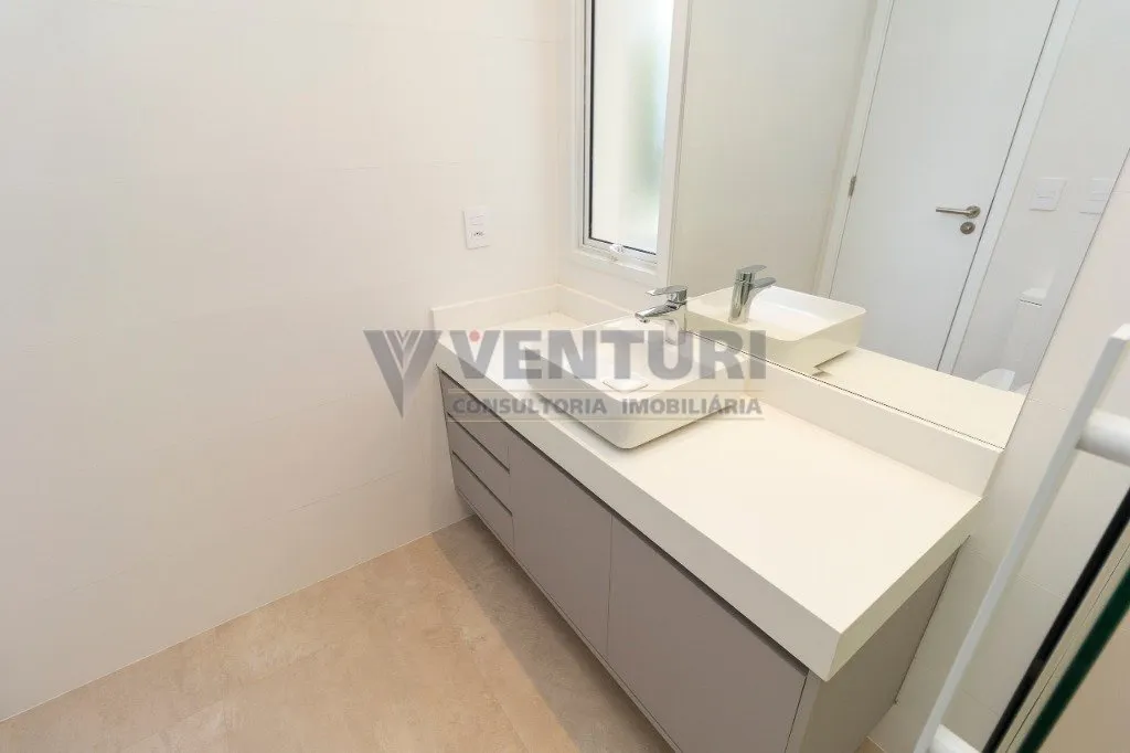 Apartment with 4 bedrooms, 3 parking spots and open kitchen — photo 22