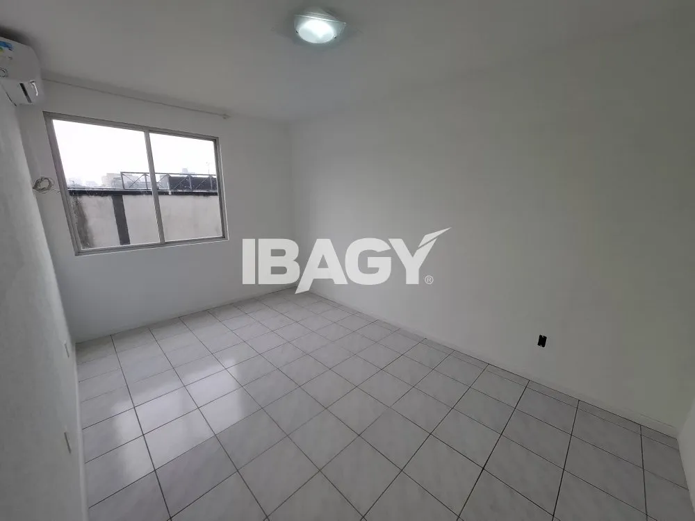 Apartamento com 2 dormitórios, 1 banheiro e 72 m² — photo 11