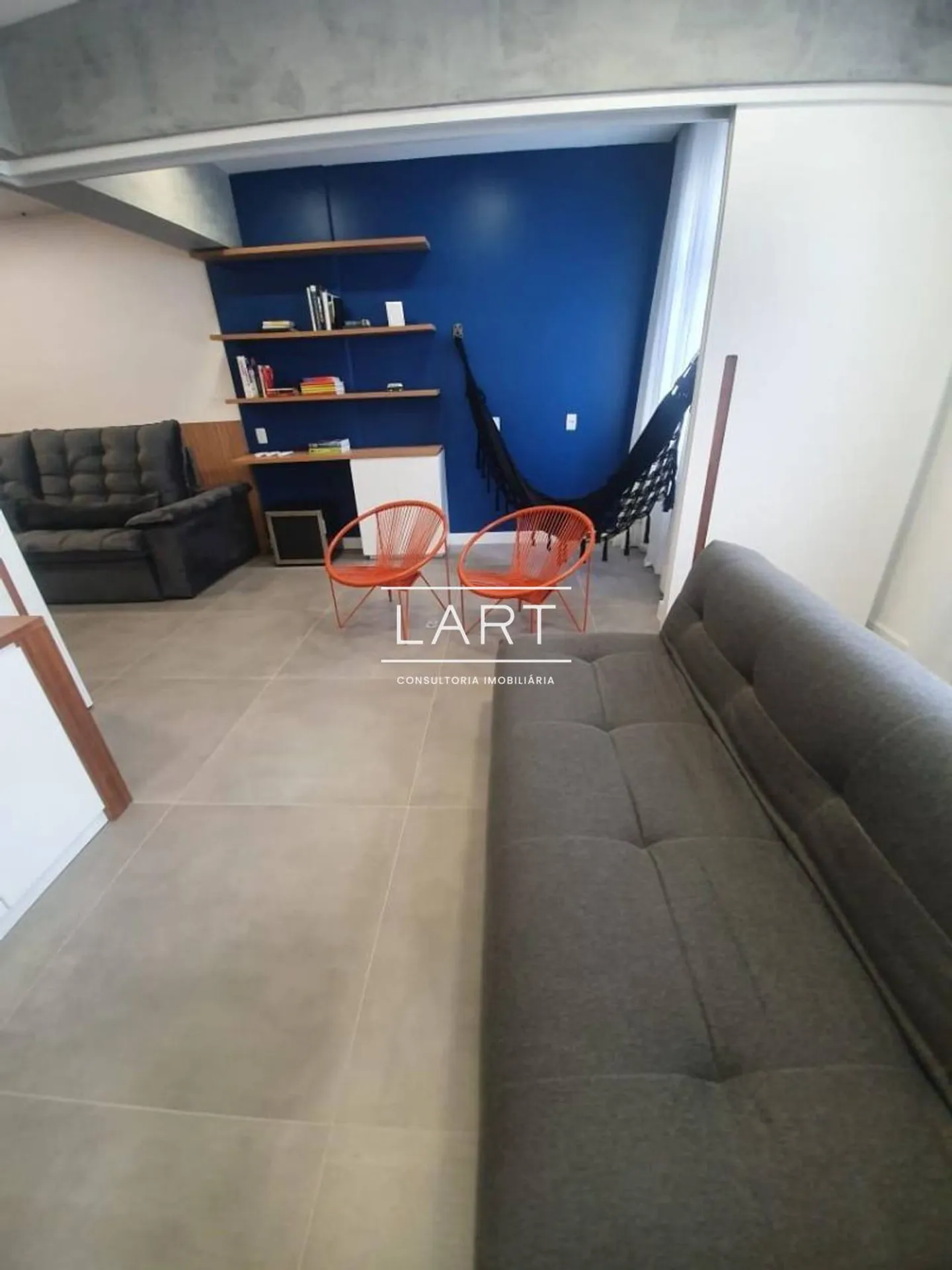 Home office in a 2-bedroom apartment, 110 m² — photo 20