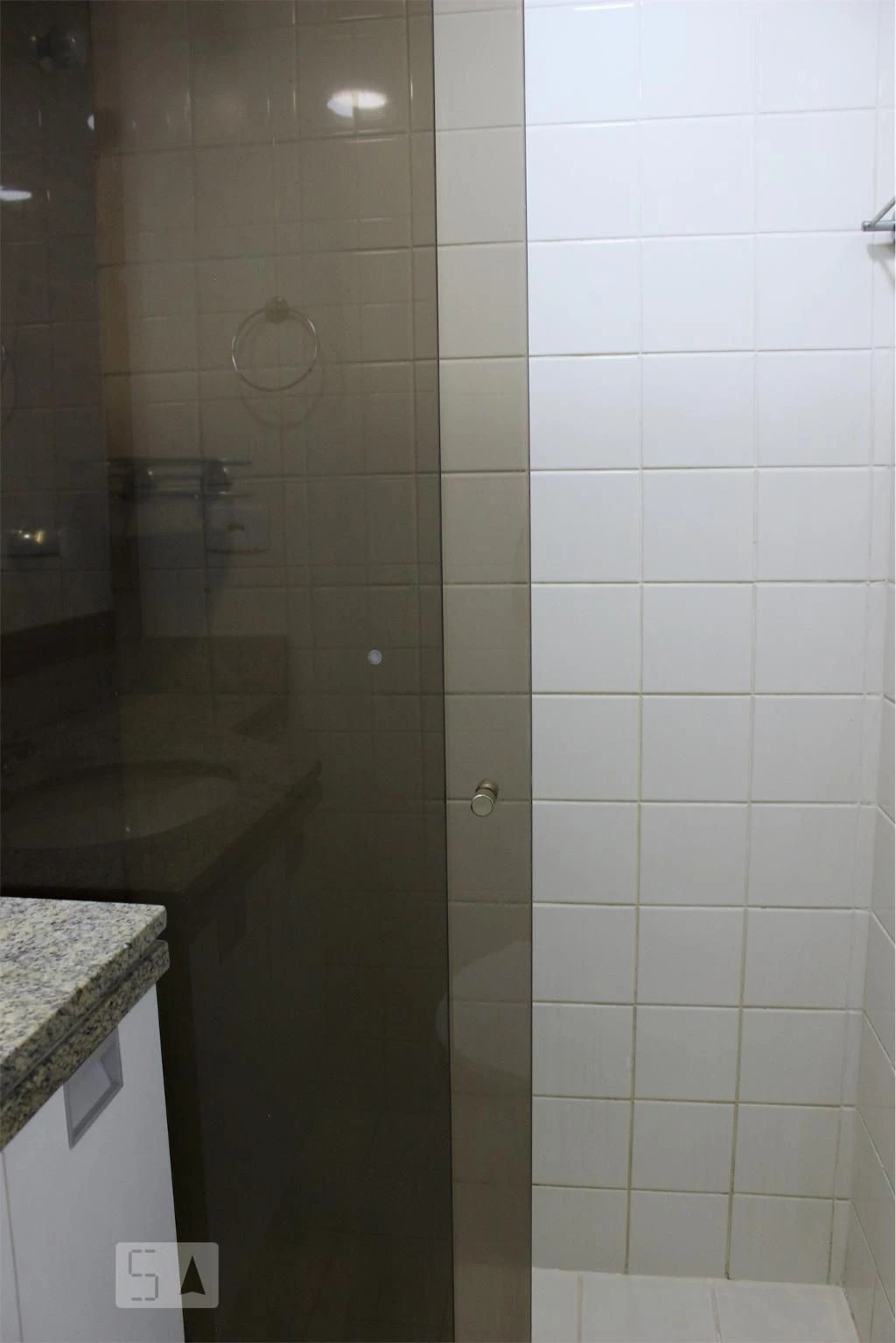 2-bedroom apartment with a water view — photo 13