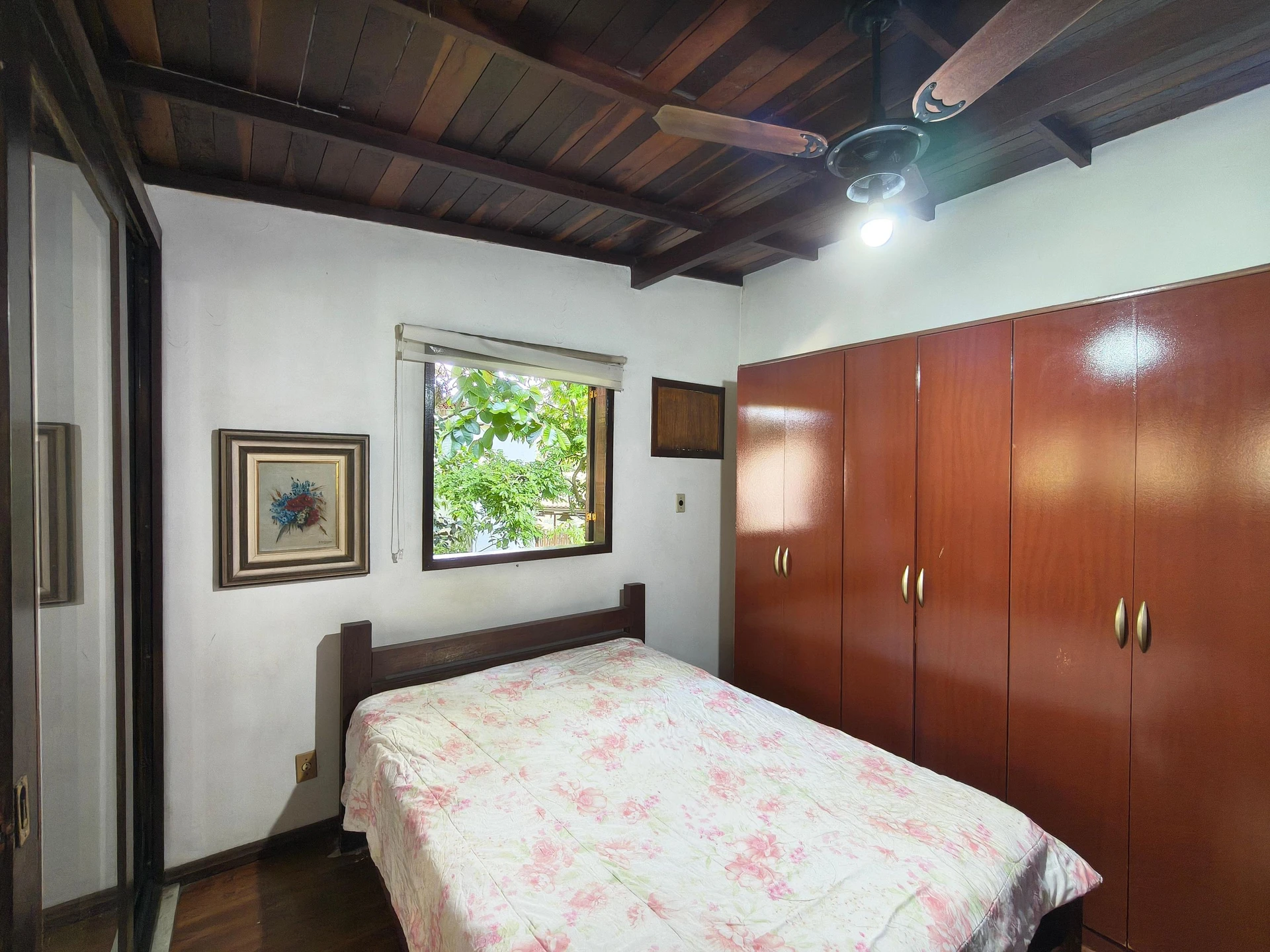 Furnished house with 3 bedrooms and enclosed balcony — photo 32