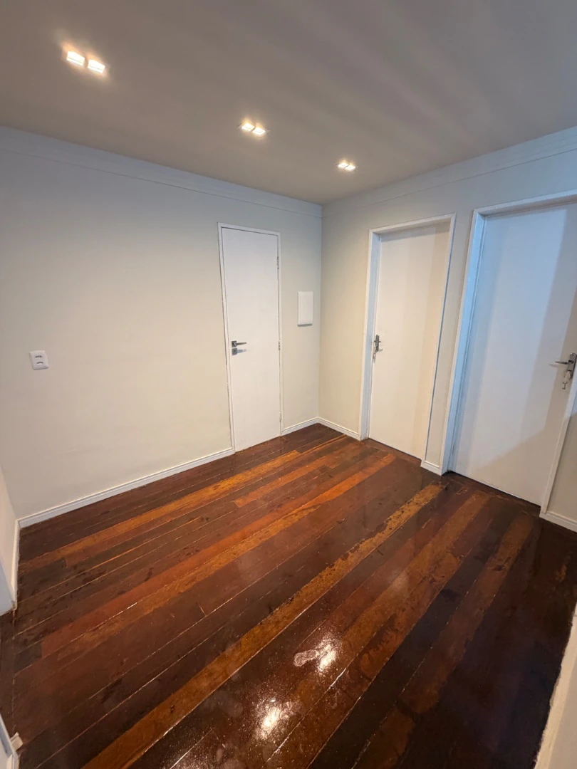 3-bedroom apartment with a washing machine — photo 28
