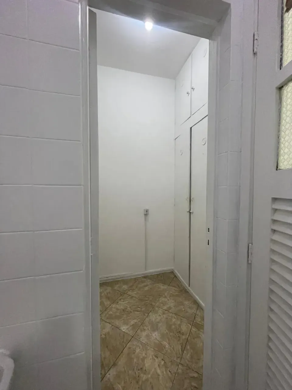 Unfurnished apartment with 2 bedrooms and 2 bathrooms — photo 19