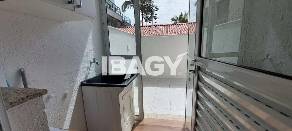 Apartamento de 2 dormitórios com suíte e cozinha a gás — photo 4