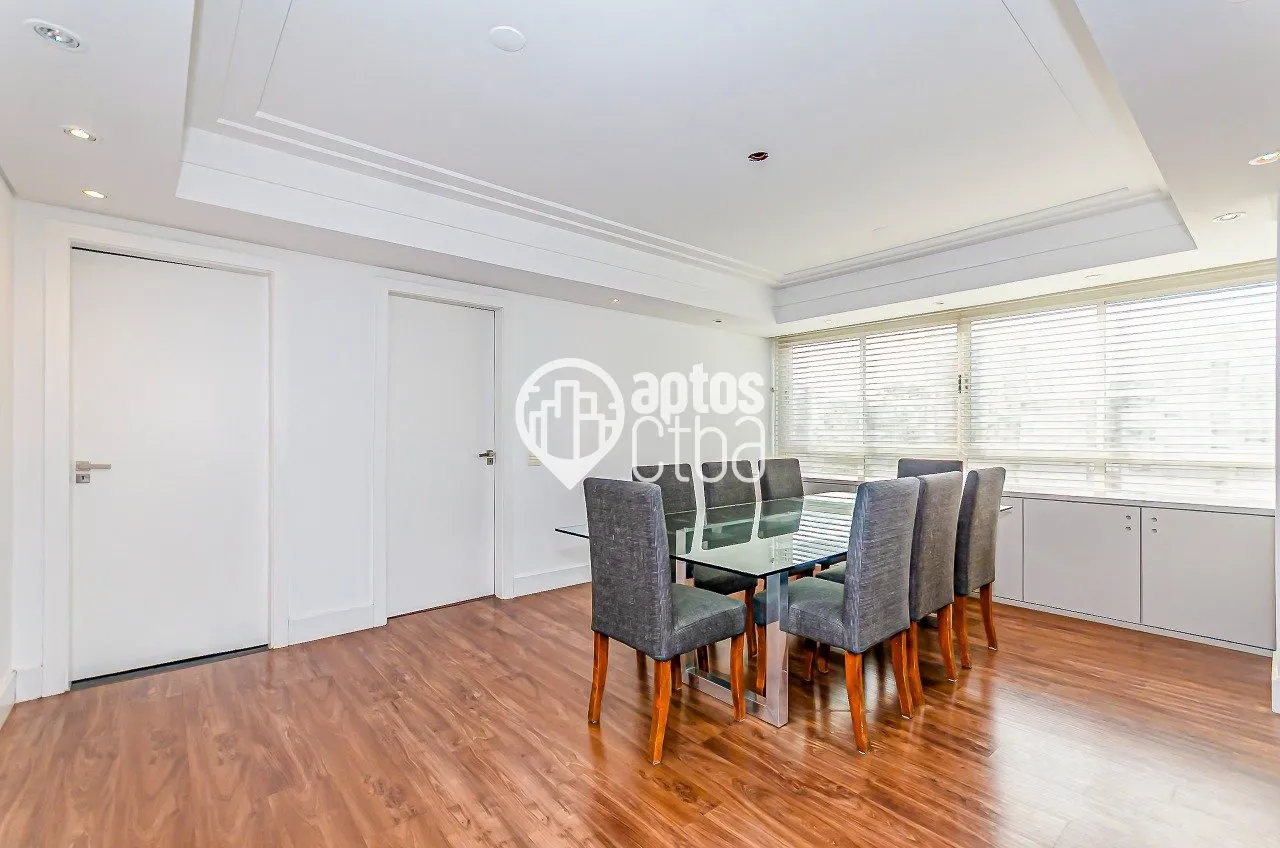 3-bedroom apartment with a home office — photo 10