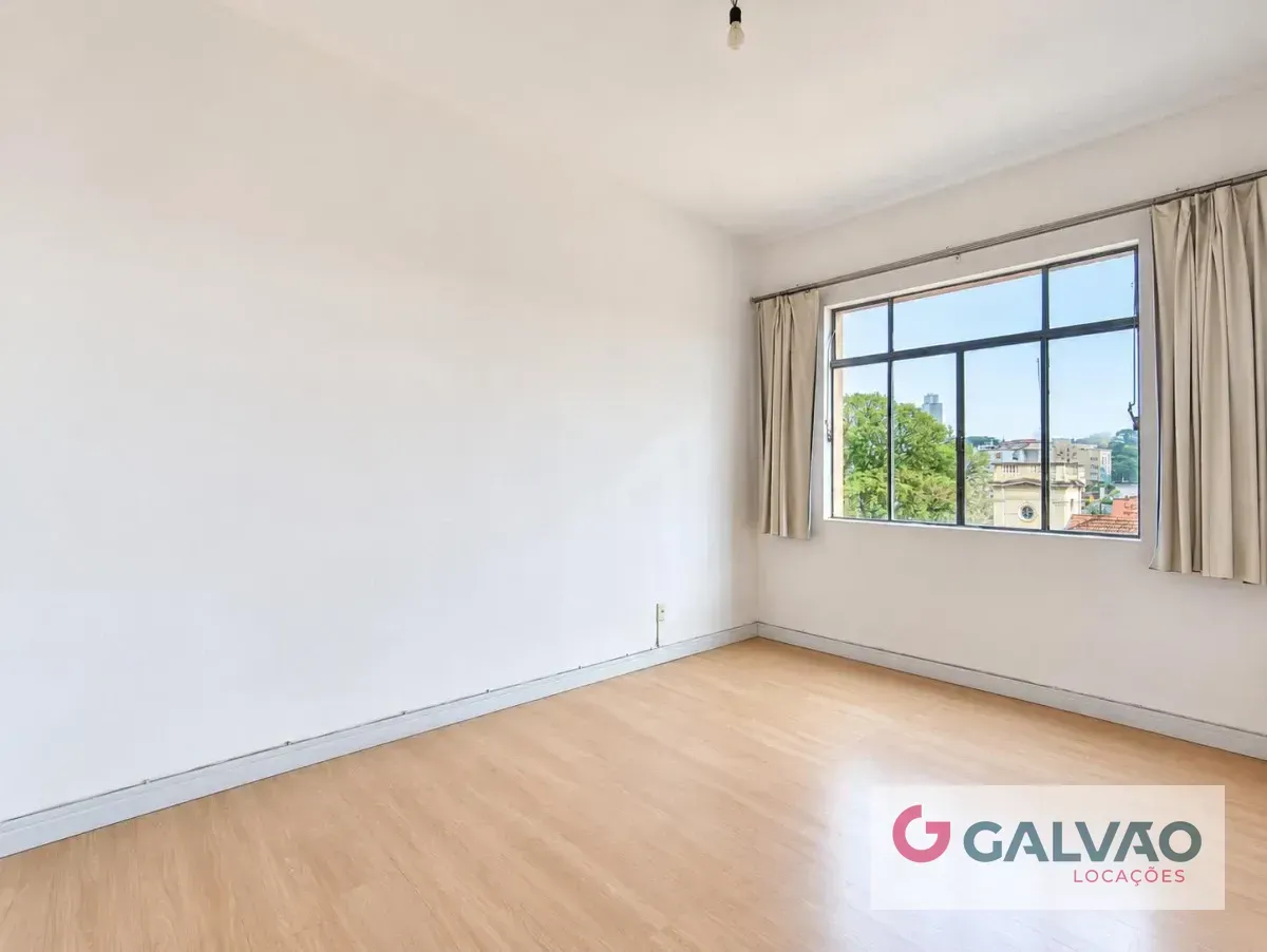 Apartment, 66 m², with wood or laminate floors — photo 11