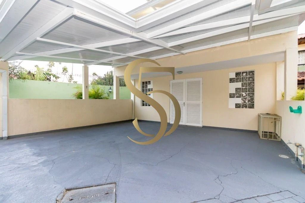 170 m² house with 4 bedrooms and a balcony — photo 7