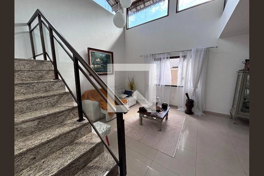 Casa sem mobília com 4 quartos e 618 m² — photo 3