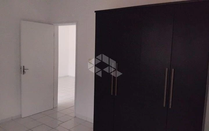 Apartamento de 57 m² con 1 dormitorio y armarios empotrados — photo 2
