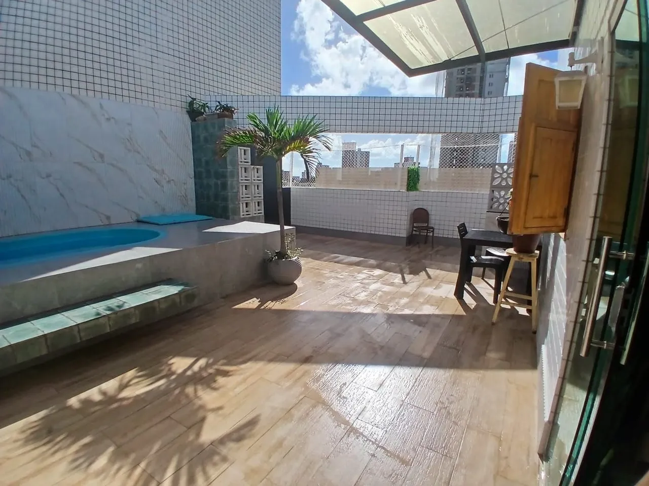 Home office in a 2-bedroom apartment, 115 m² — photo 9