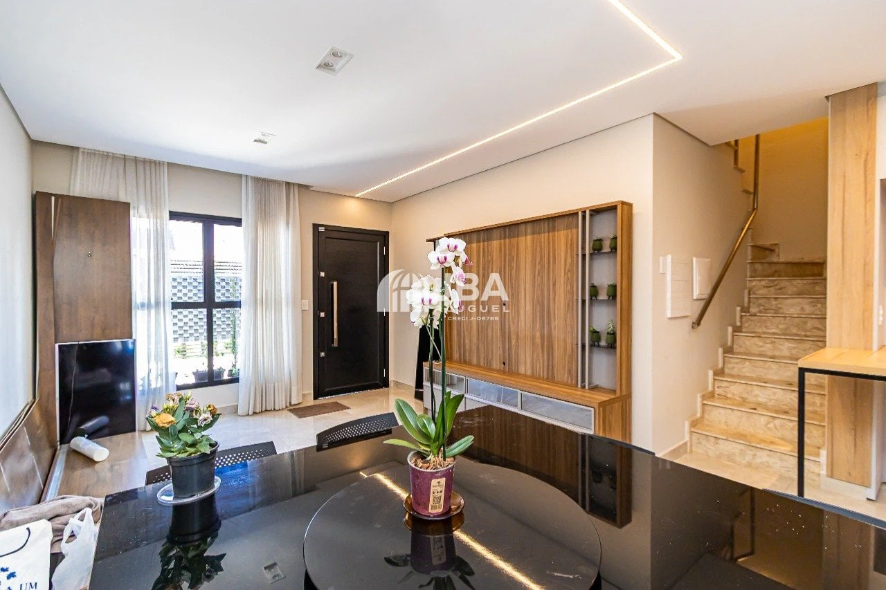 Casa de 125 m² con balcón gourmet y bañera — photo 7