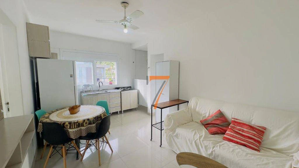 Furnished 540 m² apartment with open-plan gas kitchen