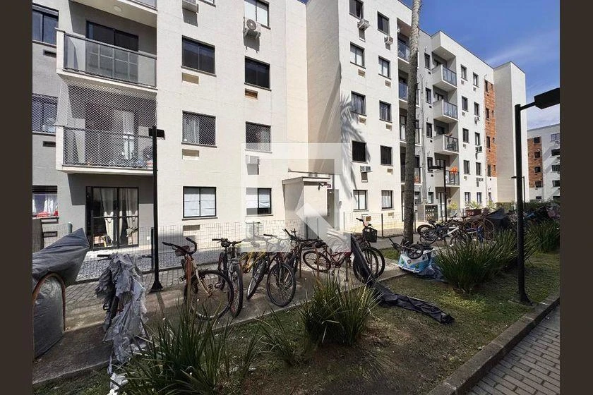 Apartamento de aluguel mobiliado com 2 quartos e varanda — photo 42