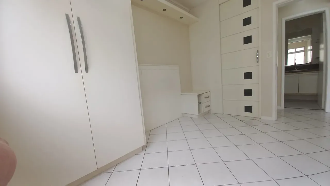 Apartment on the 4th floor with a glass-enclosed balcony — photo 14