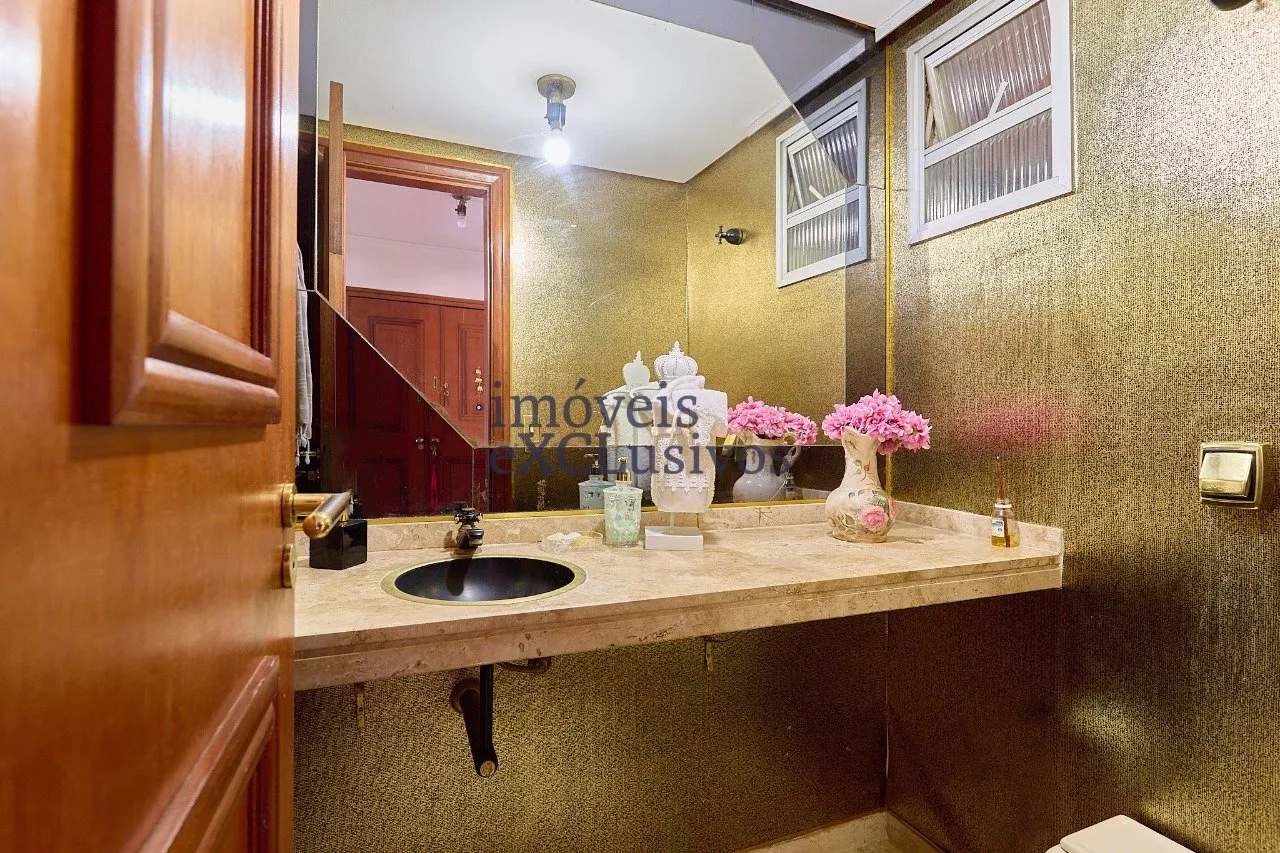 450 m² apartment with 4 bedrooms and 3 parking spaces — photo 25