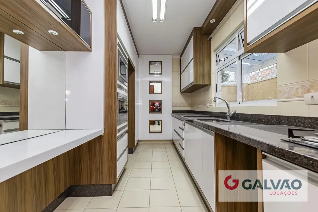 House in a gated community with 3 bedrooms and 1 bath — photo 6