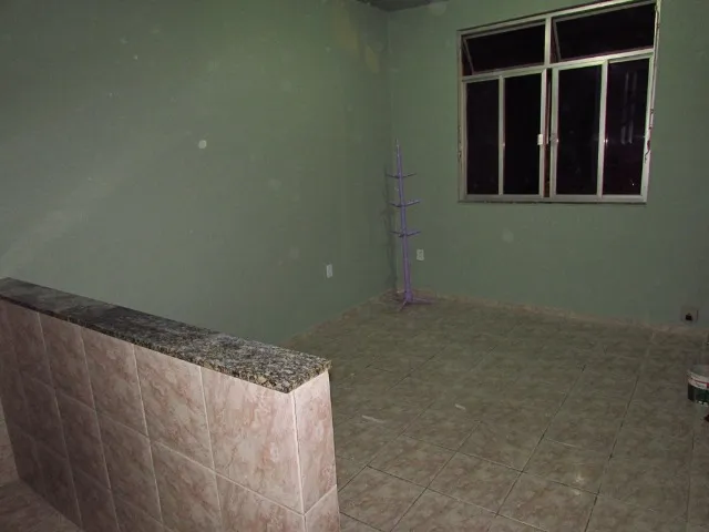 Studio-style kitchenette with fitted cabinets and 1 bathroom
