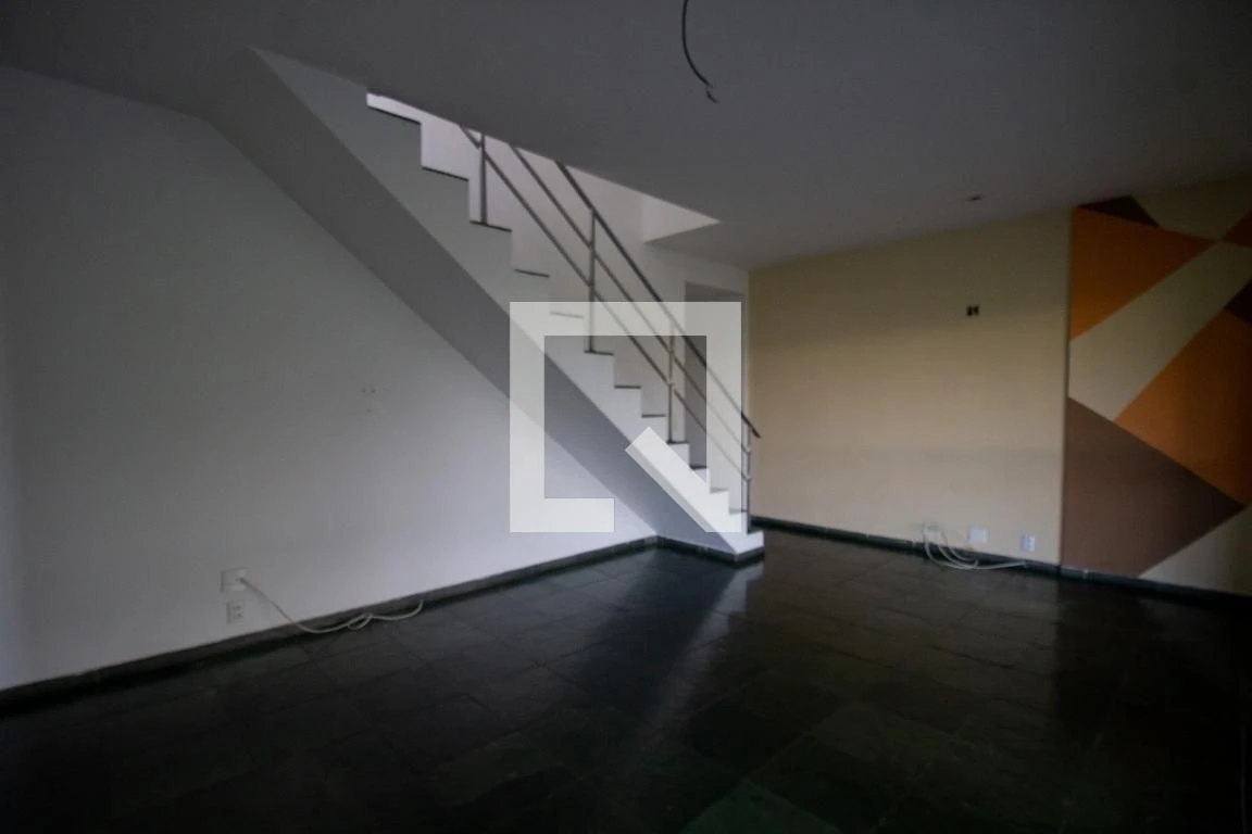 3-bedroom apartment with balcony and 2 parking spots — photo 28