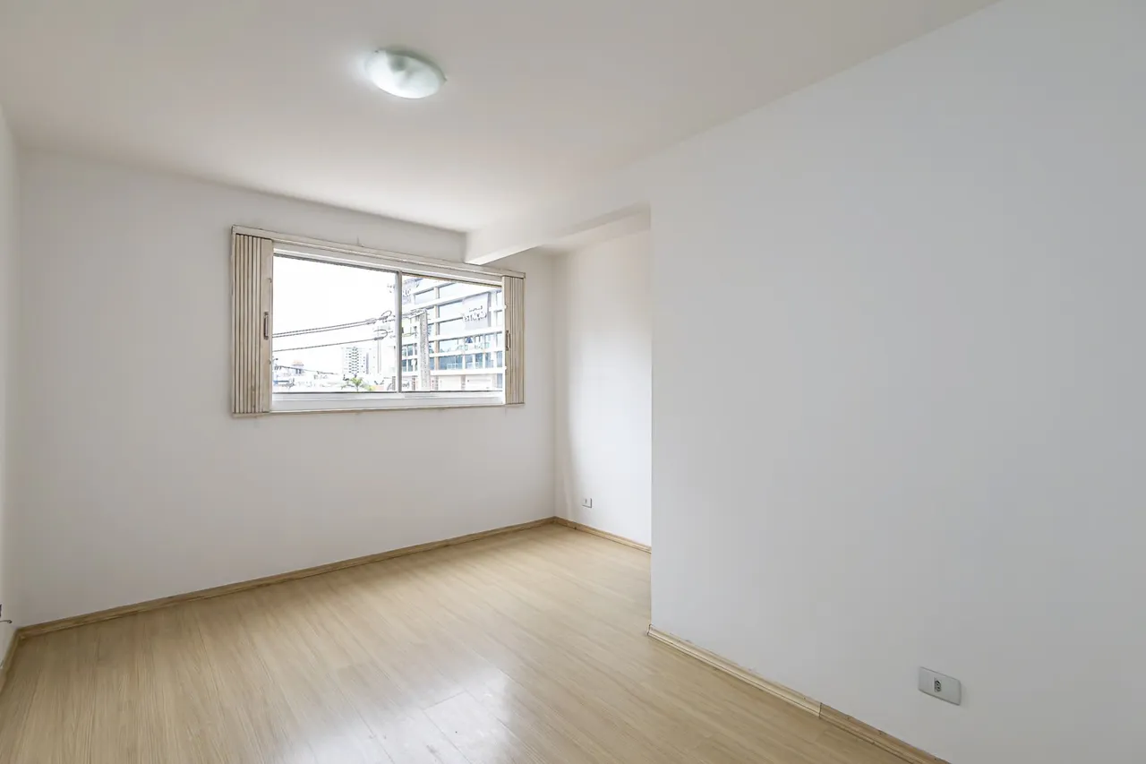 1-bedroom apartment with separate kitchen, 60 m²