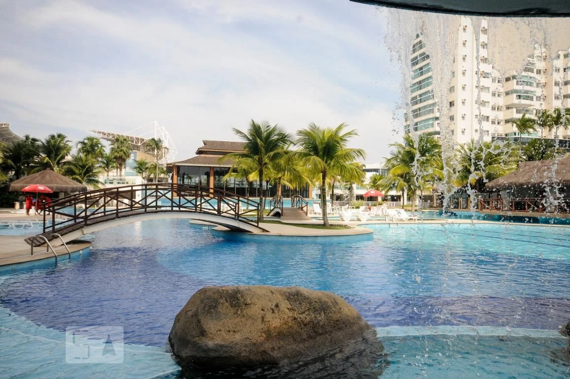 Apartamento de 2 quartos com piscina ao ar livre no condomínio — photo 39