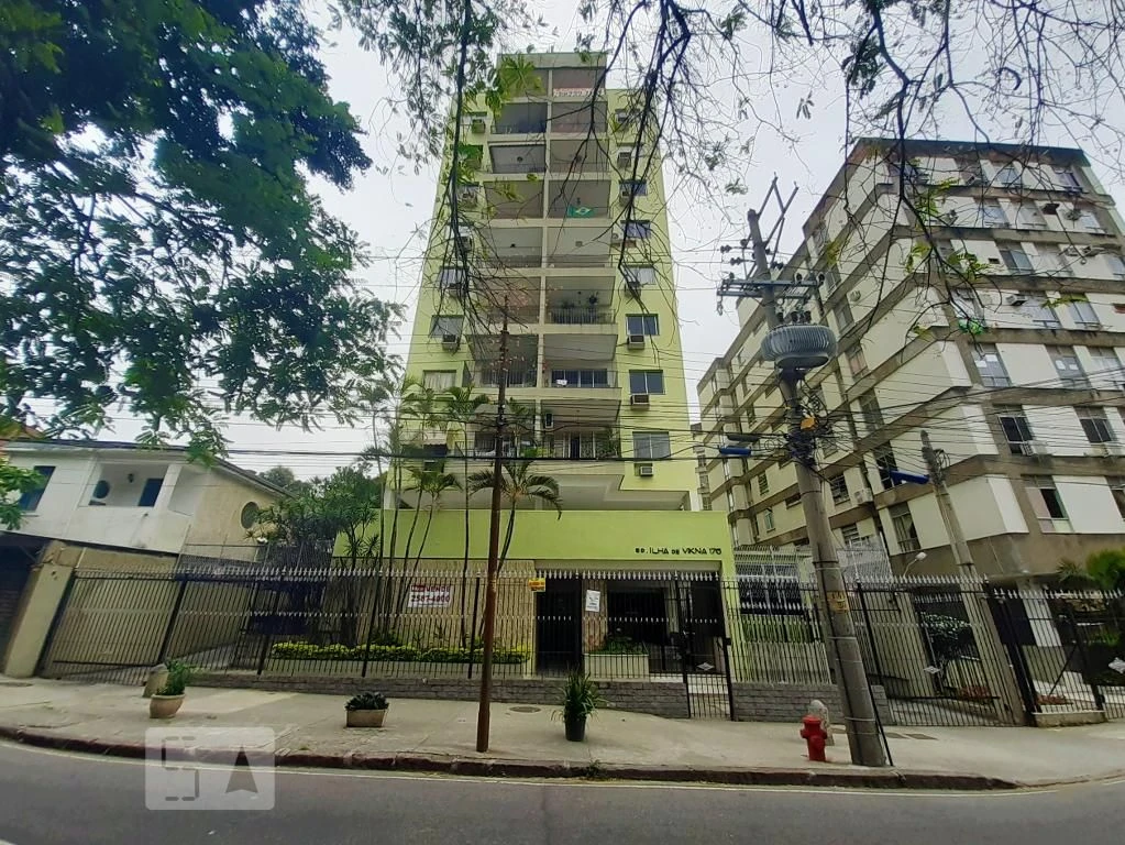 2-bedroom apartment with a mountain view in Rio de Janeiro — photo 47