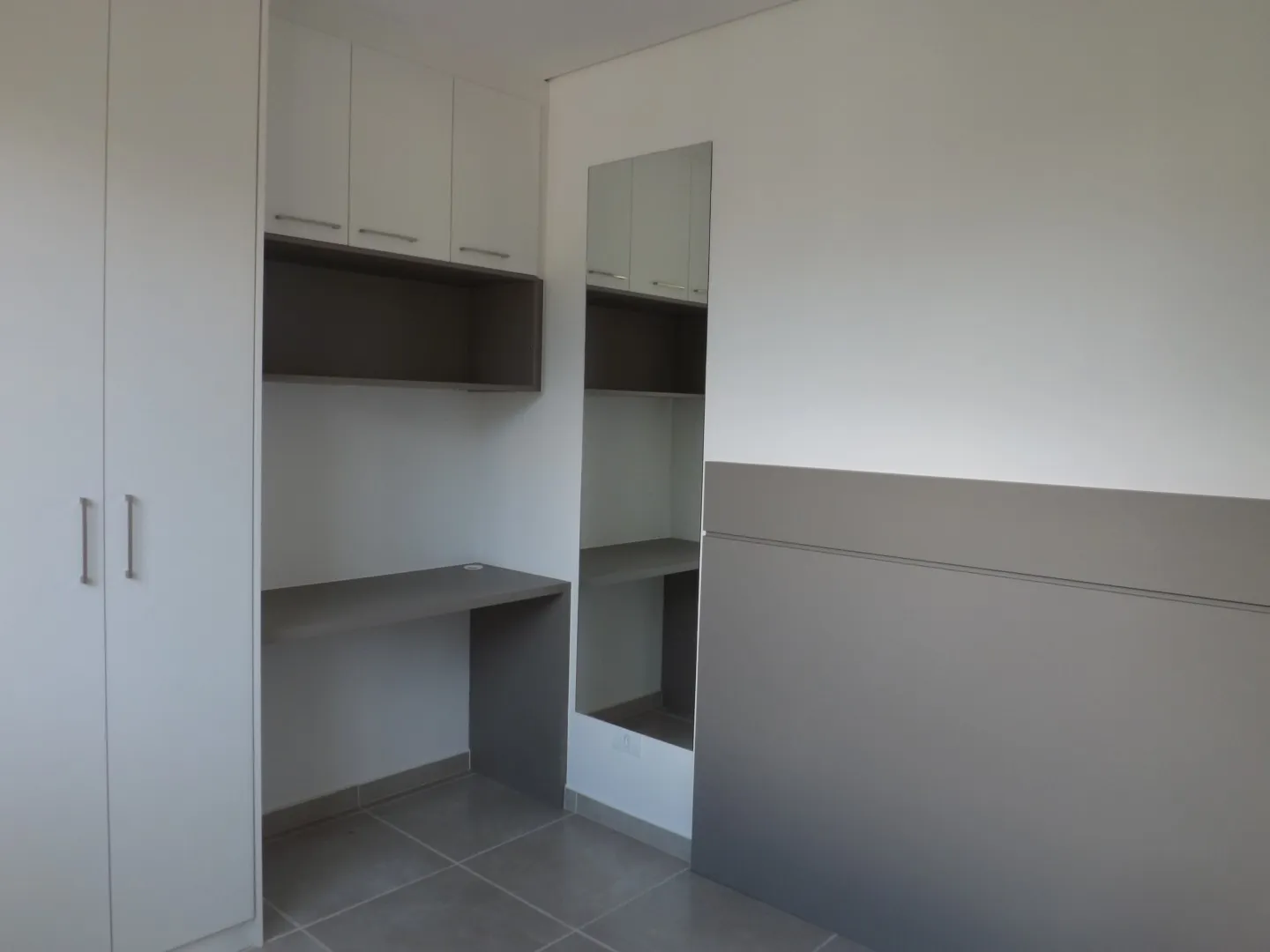 1 quarto e varanda envidraçada: apartamento de 35 m² — photo 2
